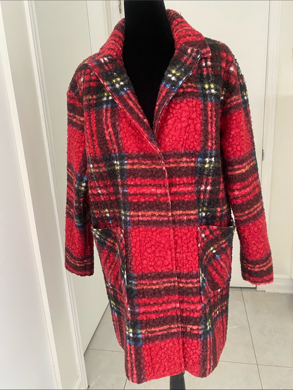 Charlie B Canadian Brand Red Plaid Bouclé Pea Coat Size Medium